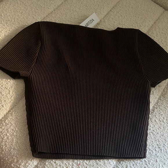 Aritzia sculpt knit top - Picture 4 of 4